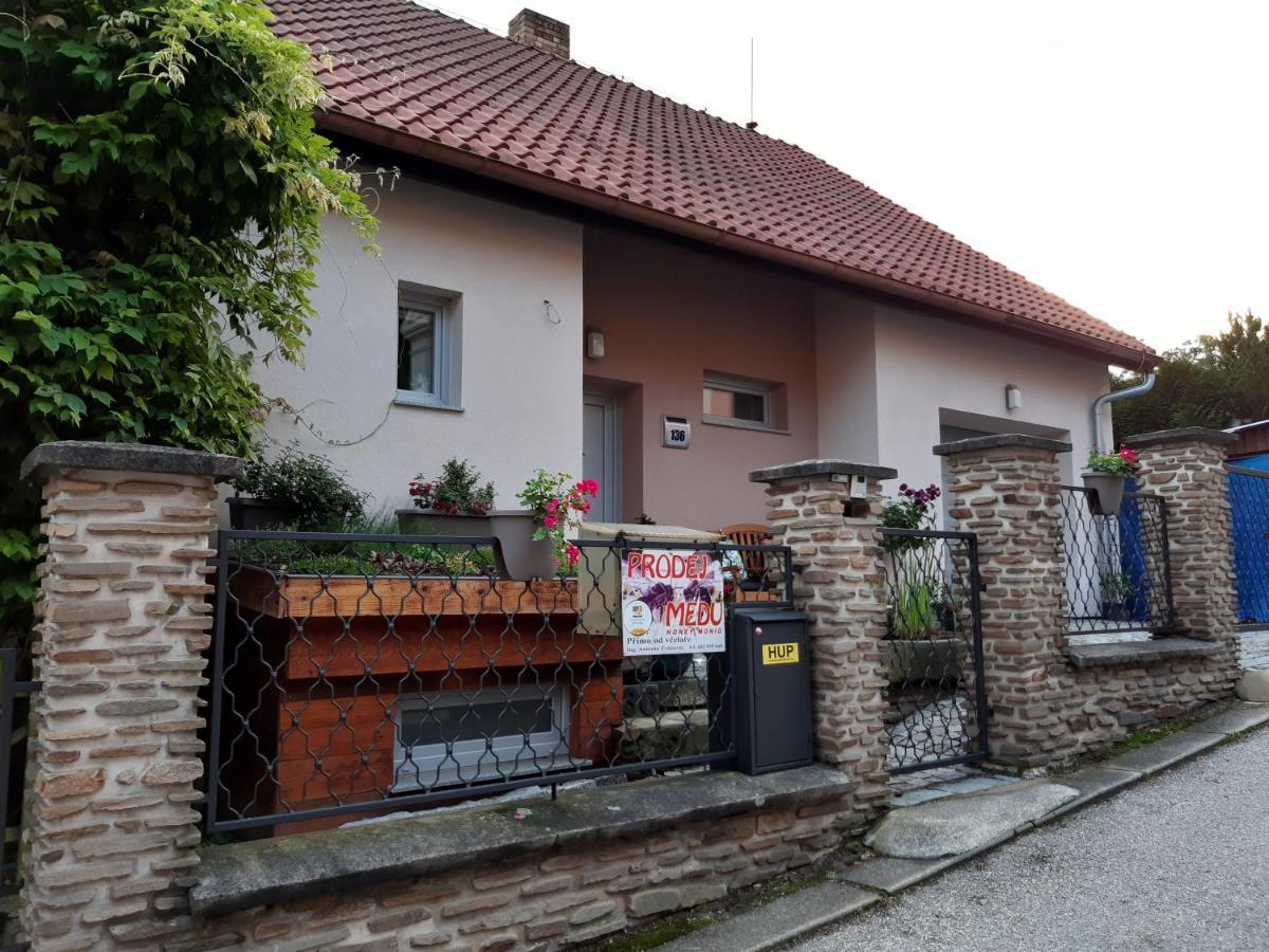 Apartment Adéla Hluboká nad Vltavou Extérieur photo